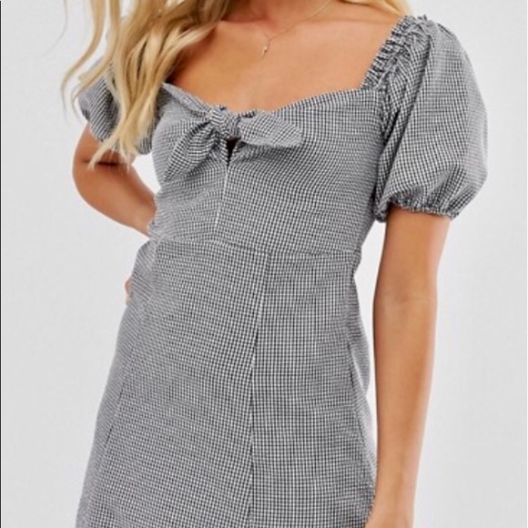 Miss Selfridge Dresses & Skirts - Miss Selfridge Milkmaid Dress